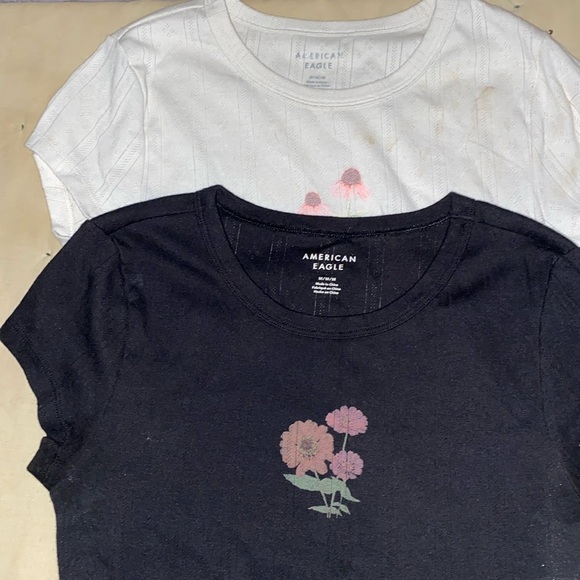 American Eagle Outfitters Tops - Two American eagle shirts size medium